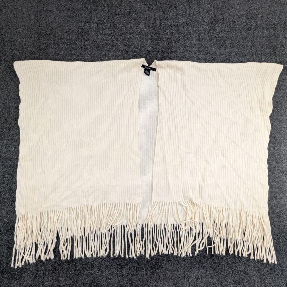 Cejon Shawl Wrap One Size Fringed Draped Design Decorative Neckline Clasp